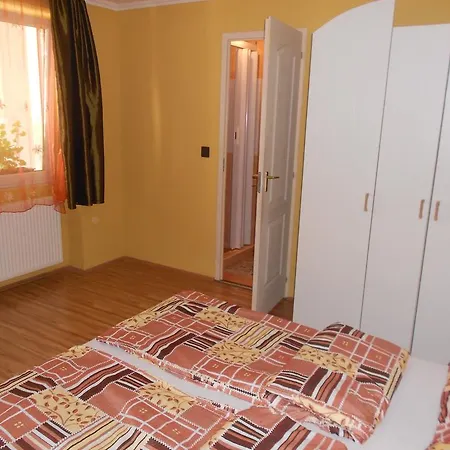 Bora Vendeghaz Appartement