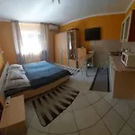 Bora Vendeghaz Eger