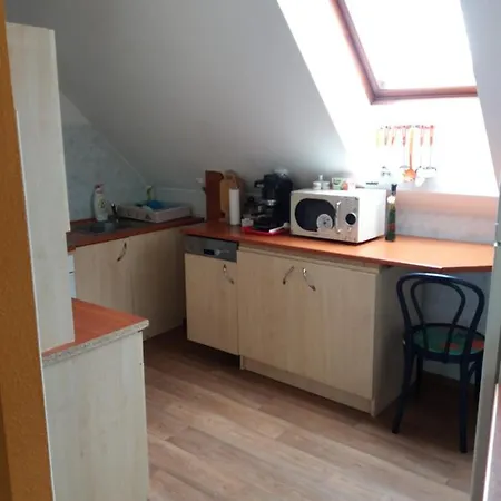 Bora Vendeghaz * Eger