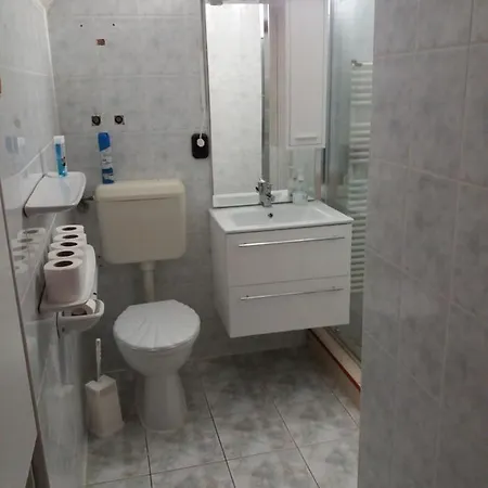 Bora Apartment *